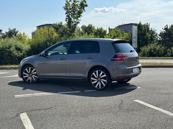 Volkswagen Golf GTE perfekt 🔥 1 majitel - 6