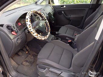 Golf 5+  na opravu  číst celé - 6