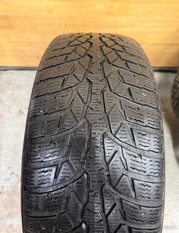 Zimní pneu 215/65/16 - 6