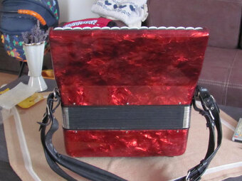 Junior XIII- 72 basů - 6