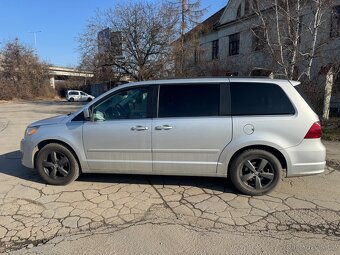 Chrysler voyager/volkswagen routan - 6