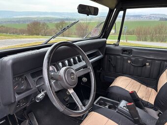 Jeep Wrangler 2,5l, benzin, manual, 1993, pěkný - 6