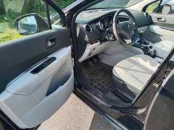 Peugeot 5008 - 6