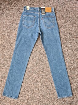Levi Strauss - 6