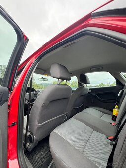 Ford Focus 1.6 - 6