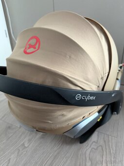 Autosedacka cybex by Karolina Kurkova - 6