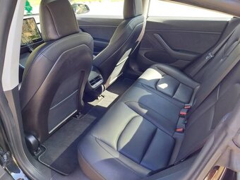 Prodám Tesla Model 3 Long Range 102300 KM, 75 kWh SOH 89% - 6