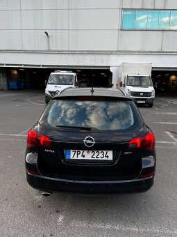 Opel Astra Sport Tourer 2,0 CDTI - 6