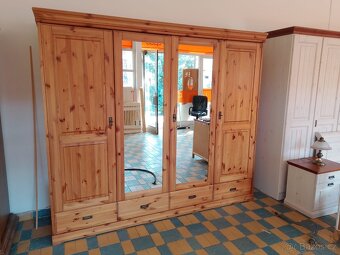 KOMPLETNÍ DŘEVĚNÁ LOŽNICE ROM - 6
