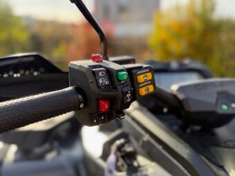 Prodám čtyřkolku Can Am Outlander max 650 XT-P - 6