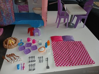 Barbie karavan snů - 6