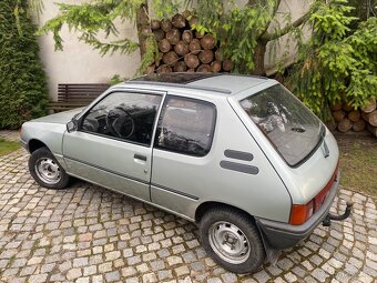 Peugeot 205 - 6