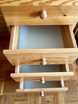 Psací stůl z masivu (borovice) + židle - 6