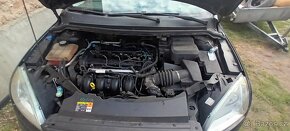 Ford Focus 1,8   92kw - 6