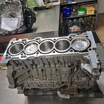 Volvo Ford motor 2.5T a T5 B5244T2,T3 a T4,T5 - 6