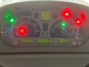 Traktor New Holland T7.250 - 6