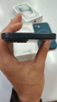 Apple iPhone 15 128GB, zánovní, perfektní stav,baterie 100% - 6