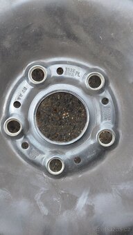 Letní gumy 205/60 R16 Plechové disky VW 6.5/16 ET48 5x112 - 6