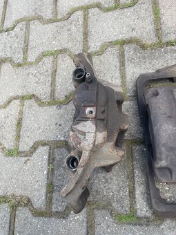 Přední třmeny VW T5, T6 pro průměr kotouče 340mm - 6