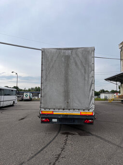 Plachtové vozidlo Iveco Eurocargo 80E22 + shrnovací přívěs - 6