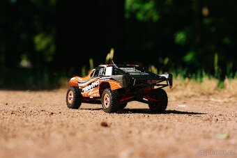 Traxxas Slash 4WD 1/16 + baterie 2s Lipo - 6