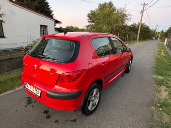 Peugeot 307 1.6 HDi - nová STK + SERVIS - 6