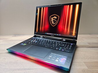 RTX 4070 8GB_MSI RAIDER GE68HX_i9-13950HX_32GB_4K UHD 16" - 6