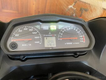 Honda XL 125V Varadero - 6
