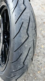 Aprilia Dorsoduro 750 r.v. 2010 - 6