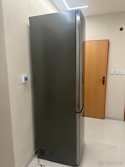 Lednice s mrazákem LG - 6