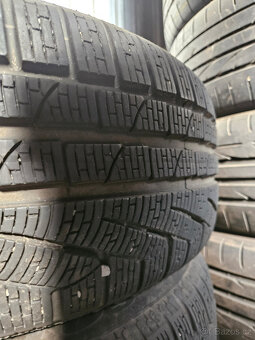 225/45R18 95V XL RFT Winter 240  Serie II  PIRELLI - 6