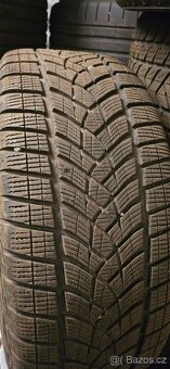 Alu kola Touareg 7P 255/55/18 zimni - 6