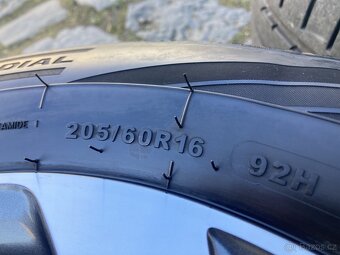 Alu kola KIA X-CEED 16" 5x114,3 ET40 - letní pneu 205/60R16 - 6