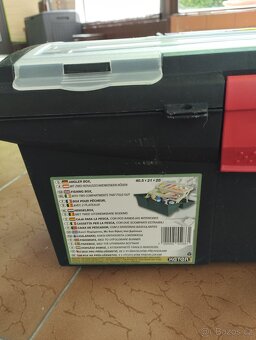 Box na příslušenství - 6