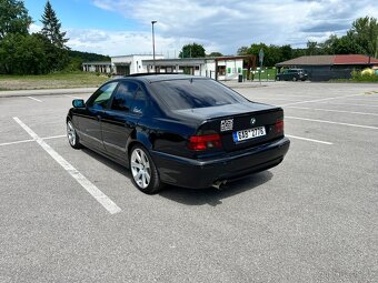 BMW 528i sedan předfaclift - 6