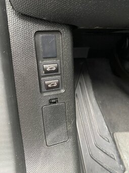 BMW i3 120Ah DPH 2018 PANO LED HARMAN KEYLESS - 6