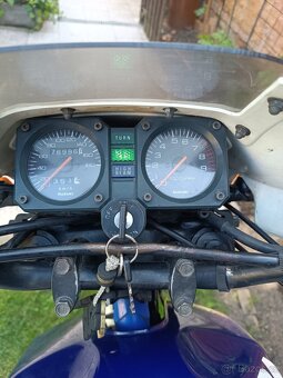 Suzuki DR 600 - 6