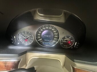 Mercedes bez w211 e270 - 6