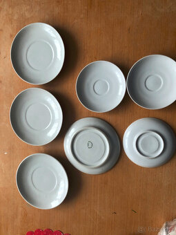 Kávové šálky s podšálky - malé - 6