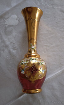 značená zlacená váza, vysoký smalt, Nový Bor 70. léta - 6