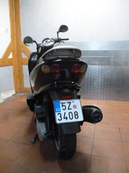 Yamaha Majesty 125. rok 2006. Najeto 33383km. - 6