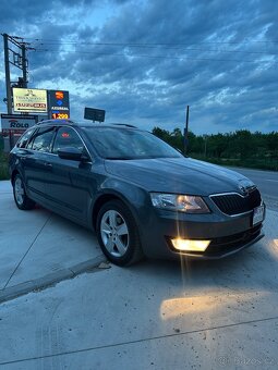 Škoda Octavia 3 Combi 1.6 TDI 81kw Style,CarPlay,Navi,R16 - 6