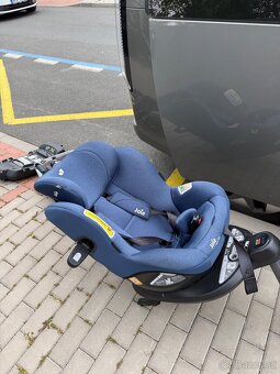 Pár měsíců staré autosedačky Joie i-spin 360 - 6