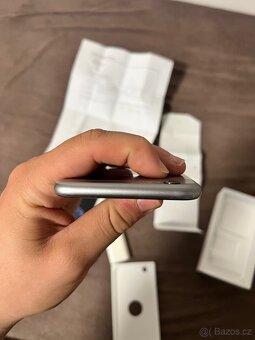 iPhone 6 32gb stříbrný - 6