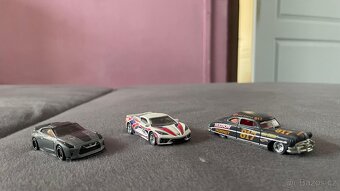 HOTWHEELS 135KS - 6
