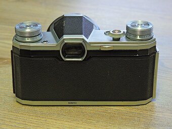 Analog Pentacon F (Contax F) r. v. 1956 + Revuenon 2,8/35 - 6