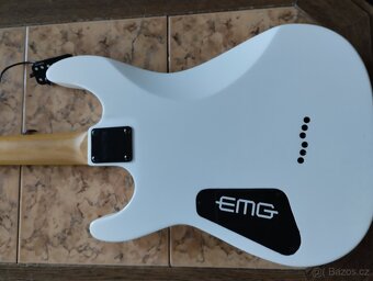 Schecter Omen 6 + EMG 57 - 6