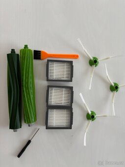 Robotický vysavač IRobot - 6