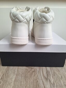 Nove kozene kotnikove tenisky Kurt Geiger 38 - 6