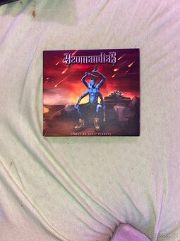 Yzomandias album - 6